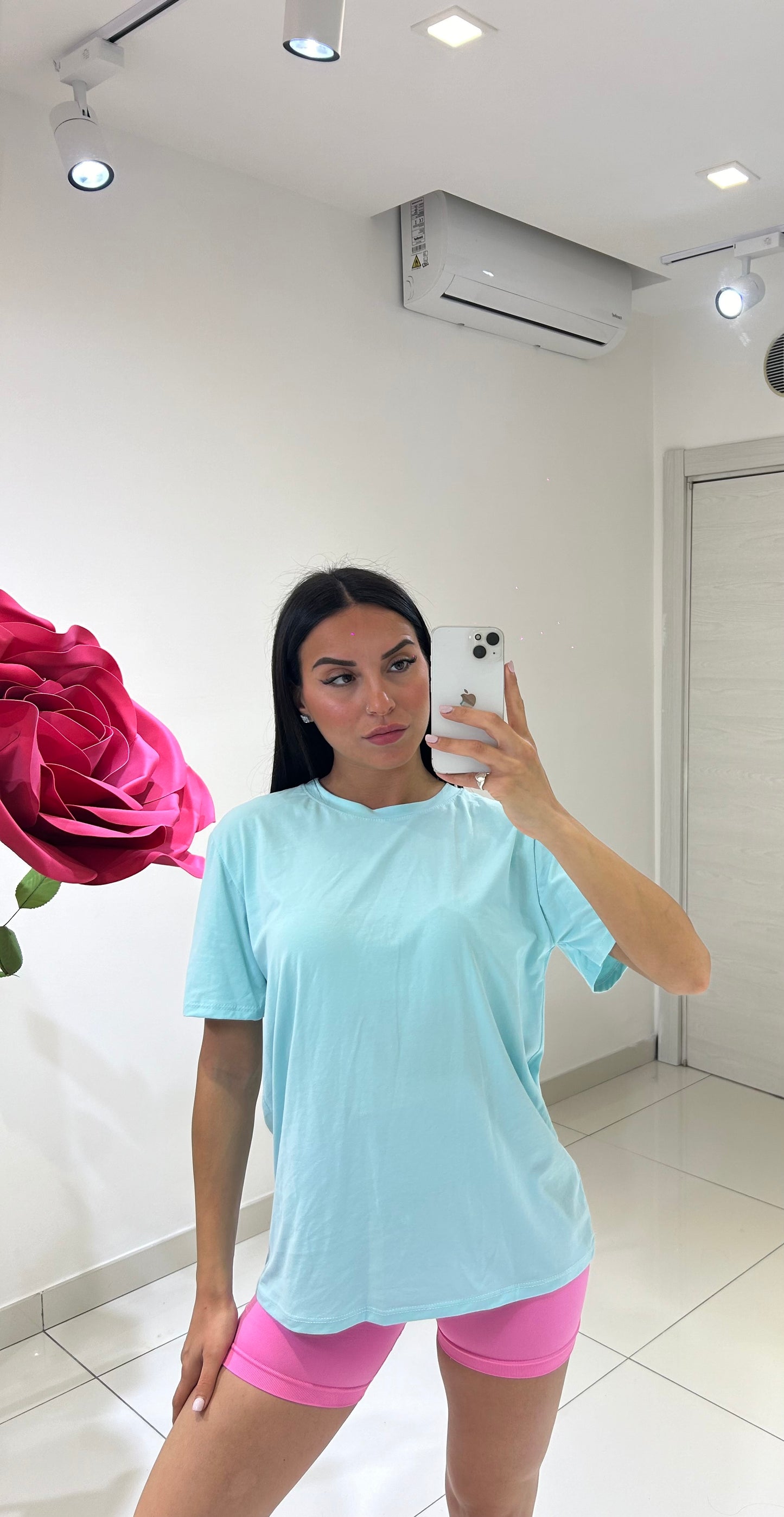 T-shirt Over Basic