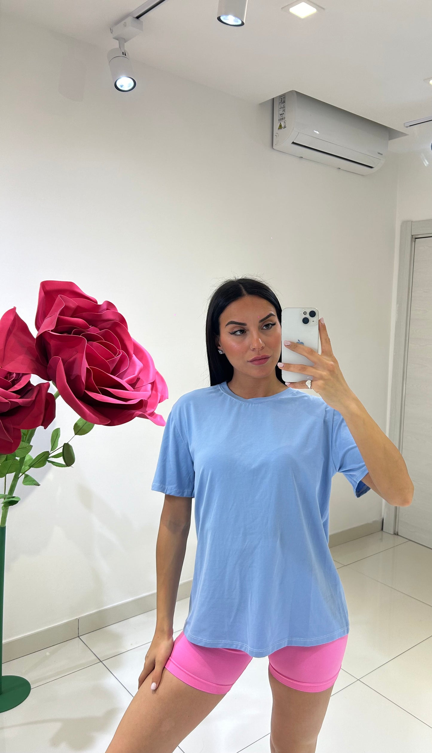 T-shirt Over Basic