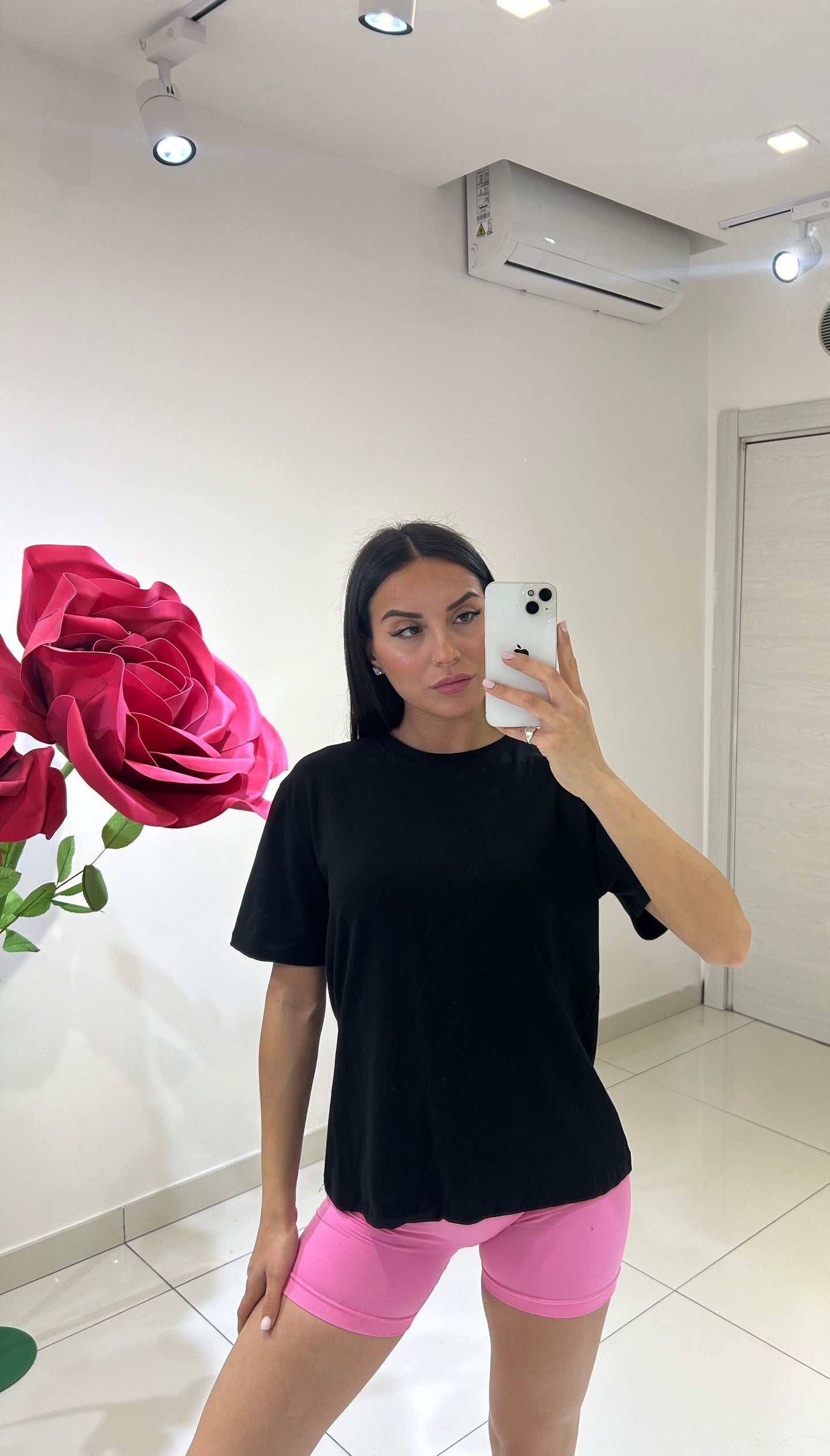 T-shirt Over Basic