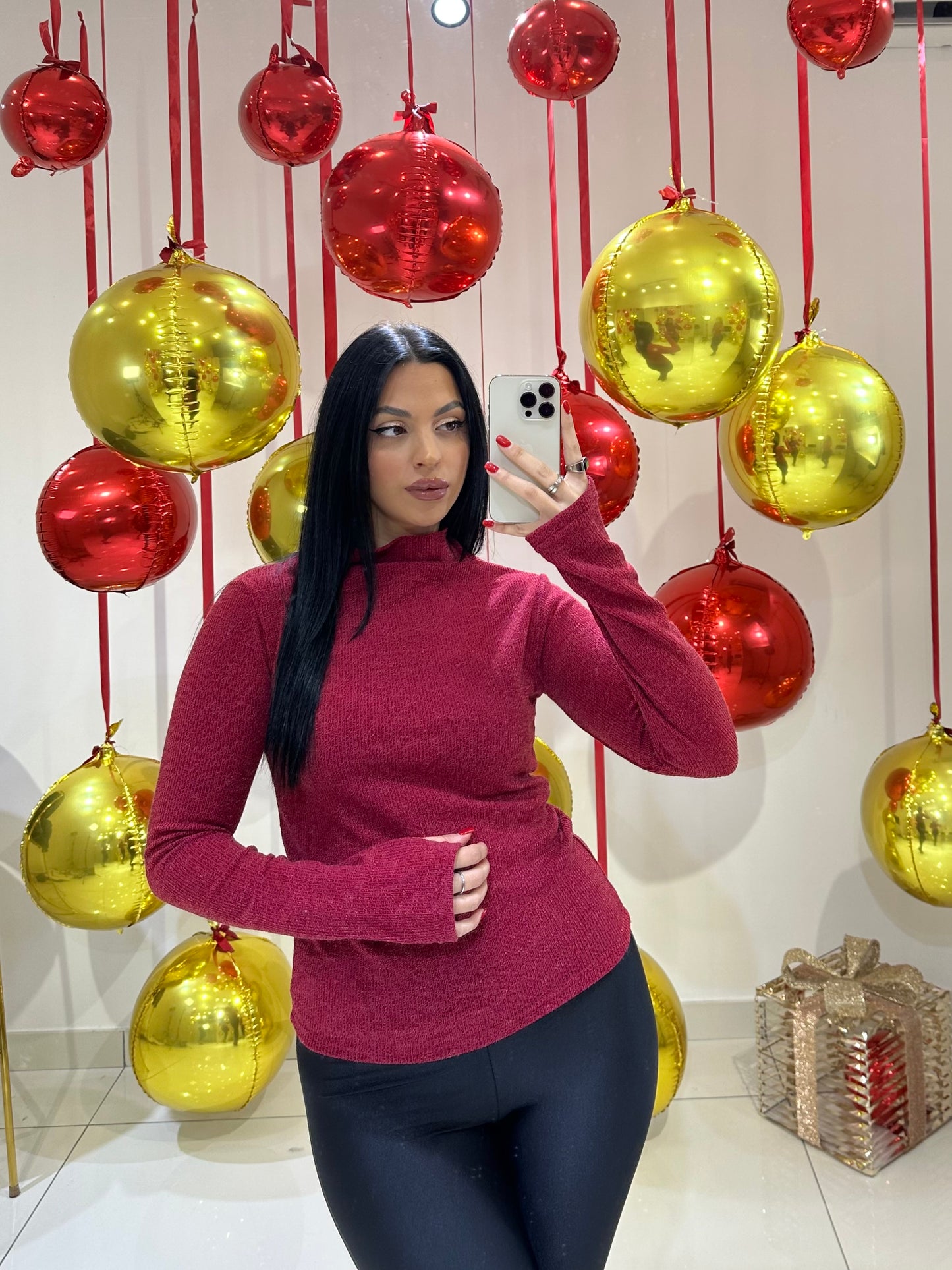 Pull Ylenia