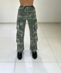 Jeans Cargo War