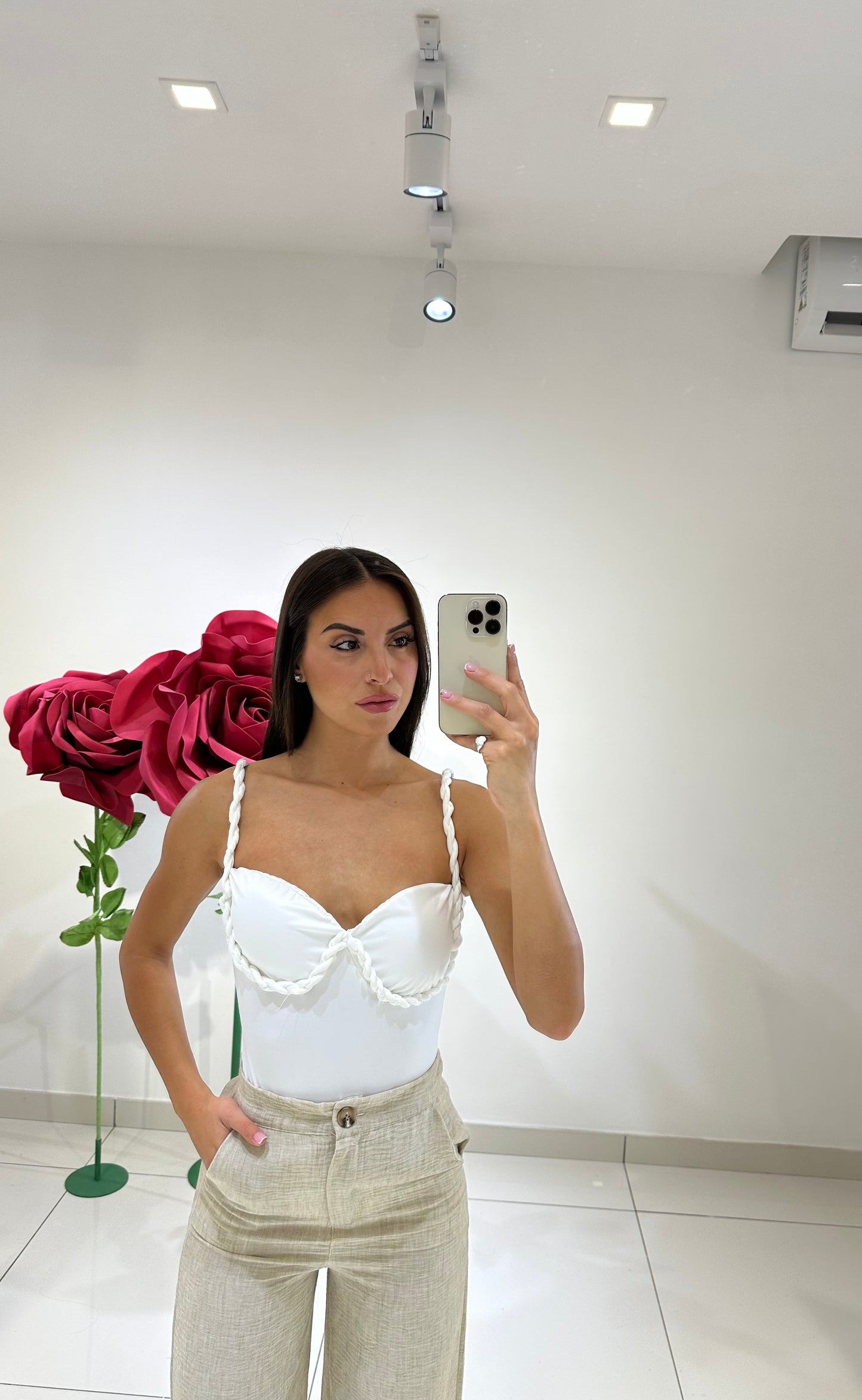 Body Debora
