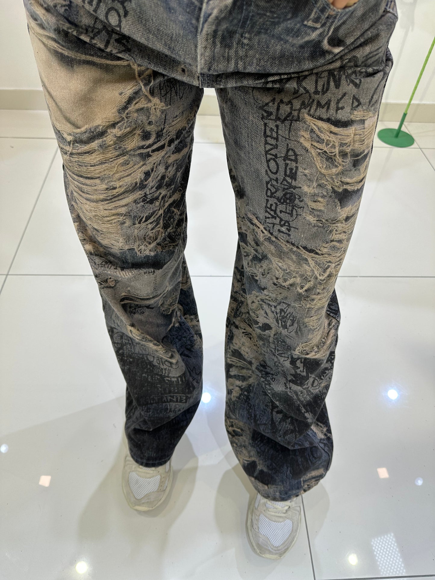 Kris Jeans