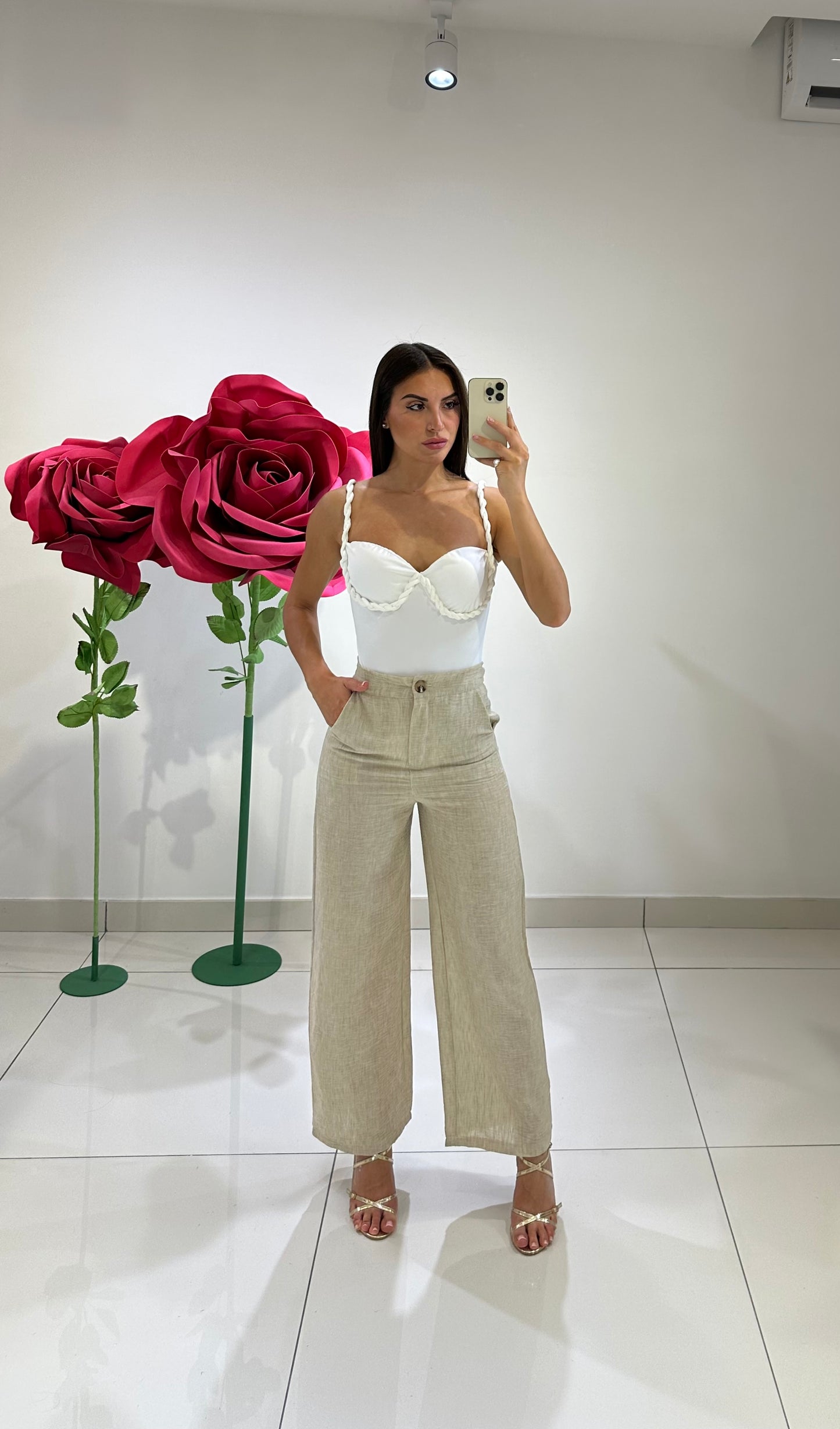 Body Debora