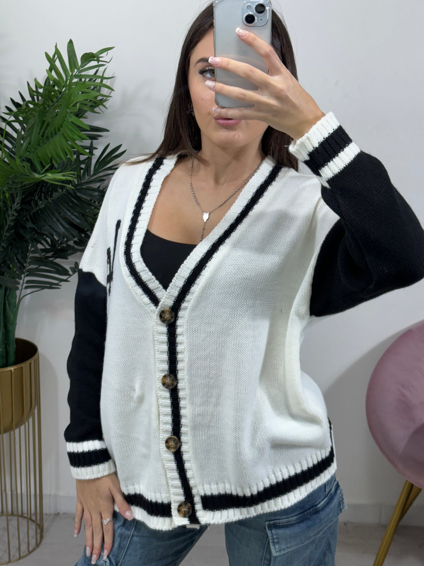 Cardigan LA