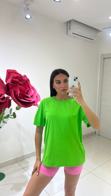 T-shirt Over Basic
