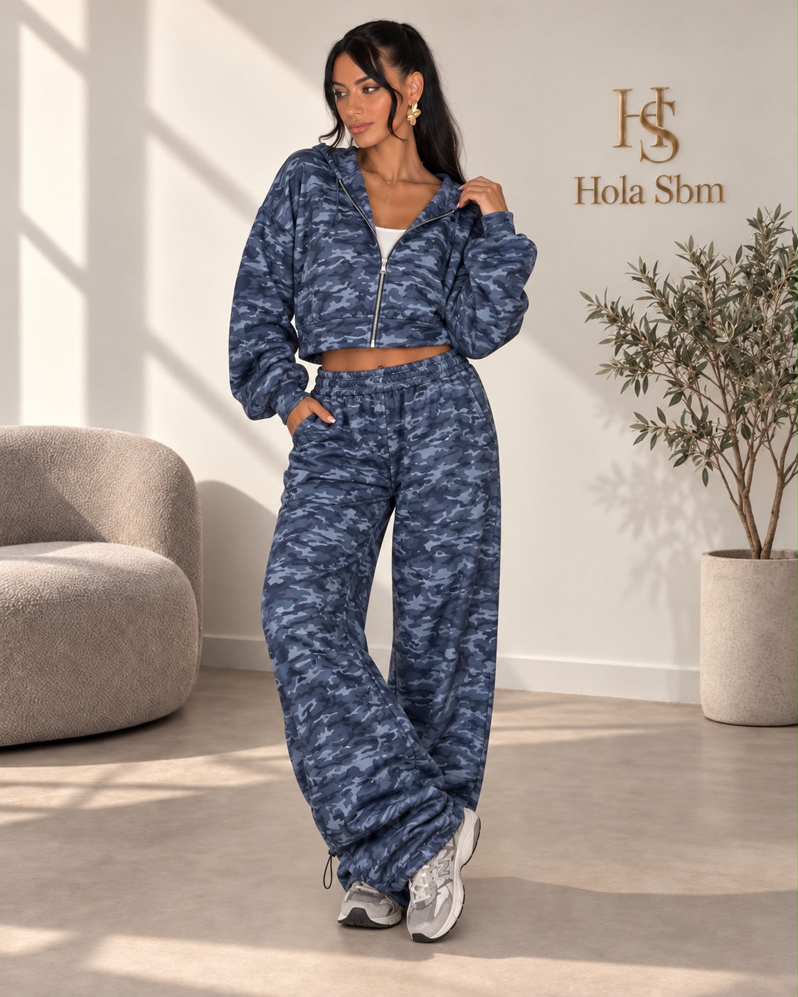Coordset Grey blu mimetico con felpa corta e pantalone con lacci regolabili al fondo