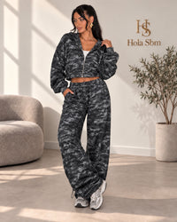 Coordset Grey nero mimetico con felpa corta e pantalone con lacci regolabili al fondo