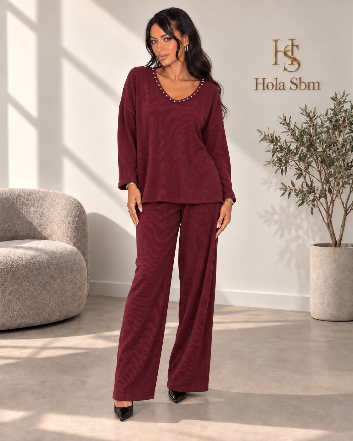 Coordset Serlina a costine Bordeaux con borchiette sullo scollo