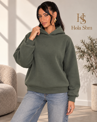 Felpa Nuvora verde oliva con cappuccio indossata - Hola Sbm