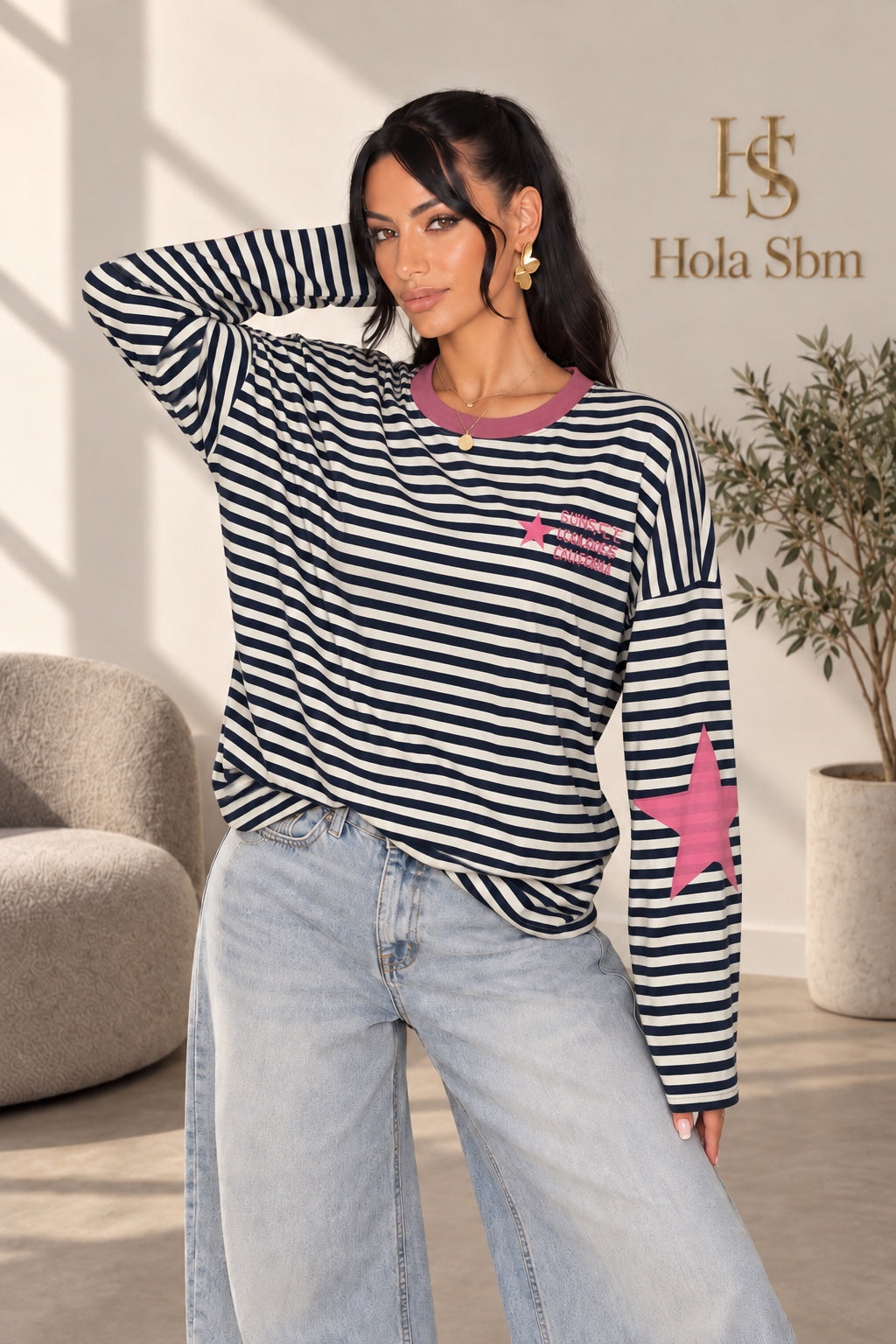 Maglia Starline, variante Blu/Rosa, indossata dalla modella