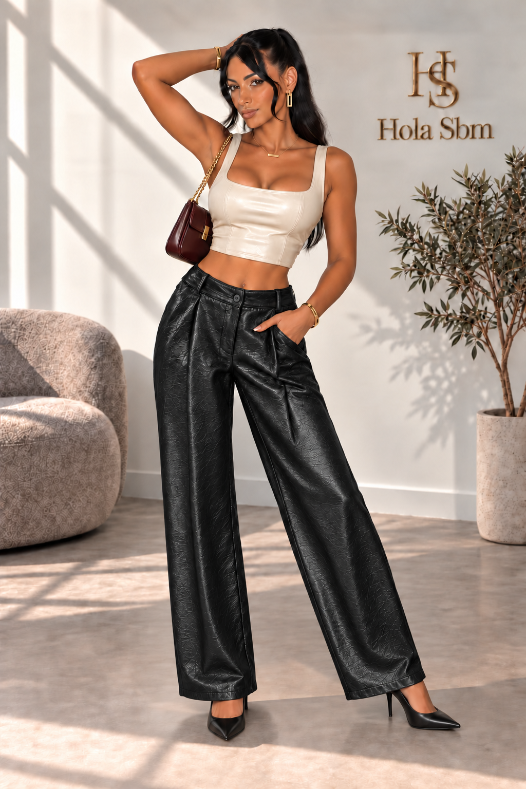 Pantalone Delyra in ecopelle lucida nero