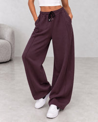 Pantatuta Kadir bordeaux